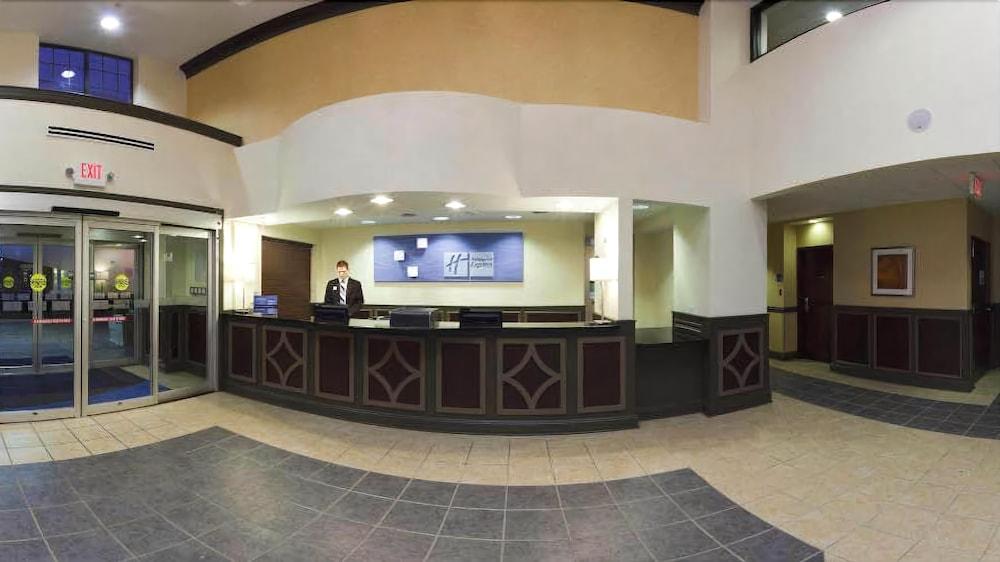 Express & - East By Ihg Hotel 3*