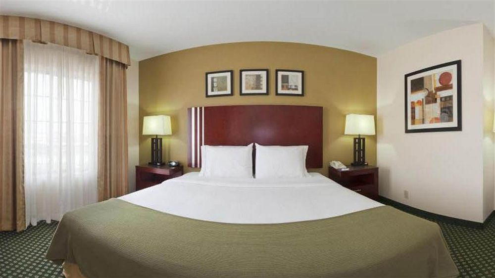 Hotel Express & - East By Ihg