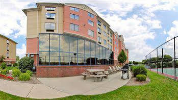 Express & - East By Ihg 3* Indianapolis